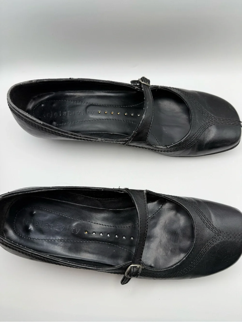 Relativity black leather